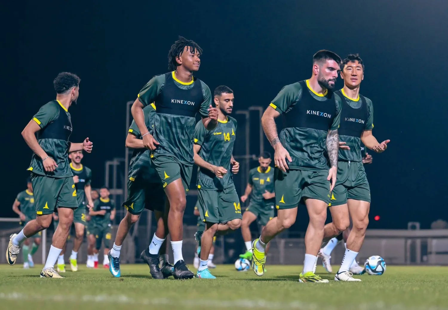 جانب من تدريبات الخليج الأخيرة (الشرق الأوسط)