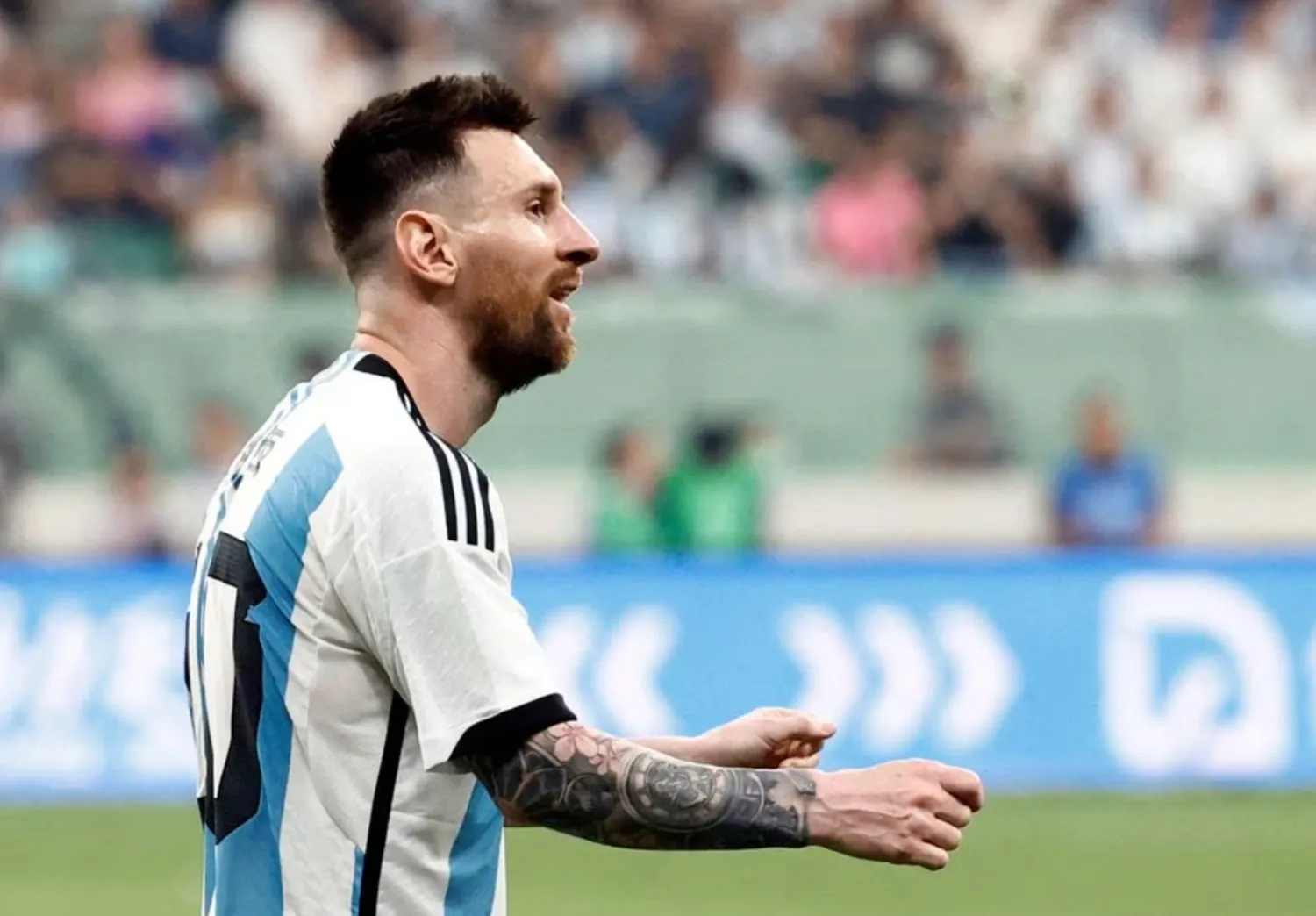 Soccer Football - Friendly - Argentina v Australia - Workers' Stadium, Beijing, China - June 15, 2023 Argentina's Lionel Messi reacts REUTERS/Thomas Peter/File Photo
