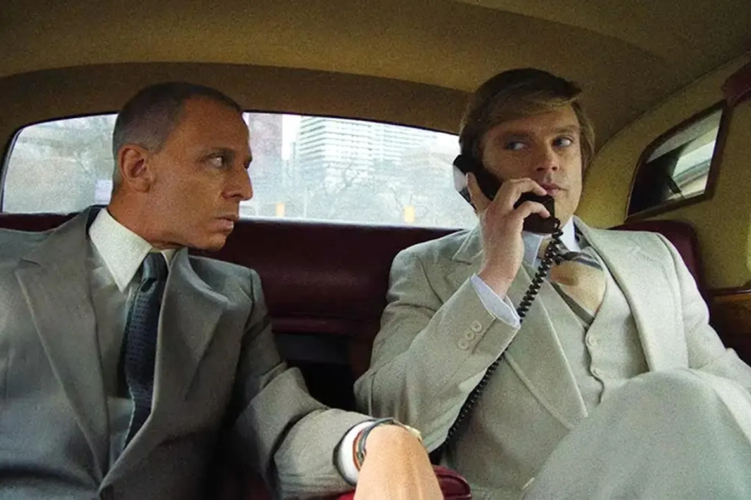 The Apprentice, Donald Trump'ın 1980'lerin Amerika'sında, sağcı avukat Roy Cohn'un etkisi altında güç kazanmasını konu alıyor (Scythia Films)