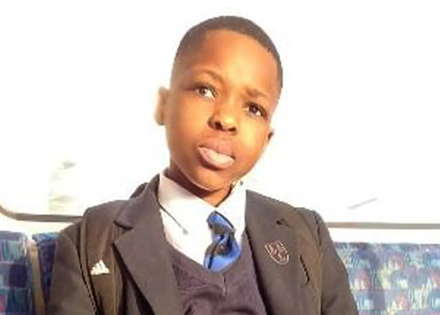 صورة غير مؤرخة نشرتها شرطة العاصمة البريطانية في لندن في الأول من مايو 2024 تظهر ضحية القتل دانييل أنجورين البالغ من العمر 14 عاماً. وقالت الشرطة إنه توفي يوم الثلاثاء بعد أن طعن رجل يحمل سيفاً الشاب واثنين من ضباط الشرطة وشخصين آخرين في هجوم بشارع بشرق لندن (أ.ف.ب)