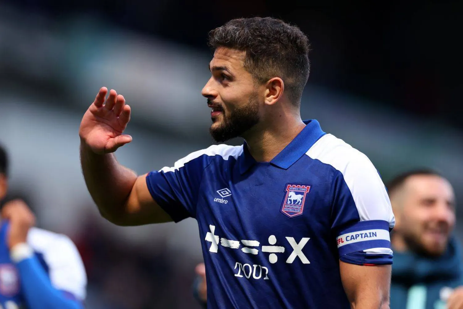 اللاعب المصري سام مرسي (موقع نادي إبسويتش تاون)