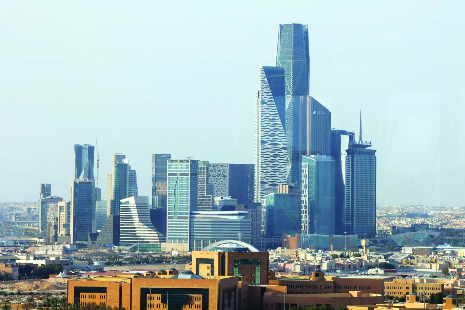 رجَّح التقرير الصادر عن بنك الرياض نمو القطاع الخاص غير النفطي بواقع 4.5 % هذا العام (واس)