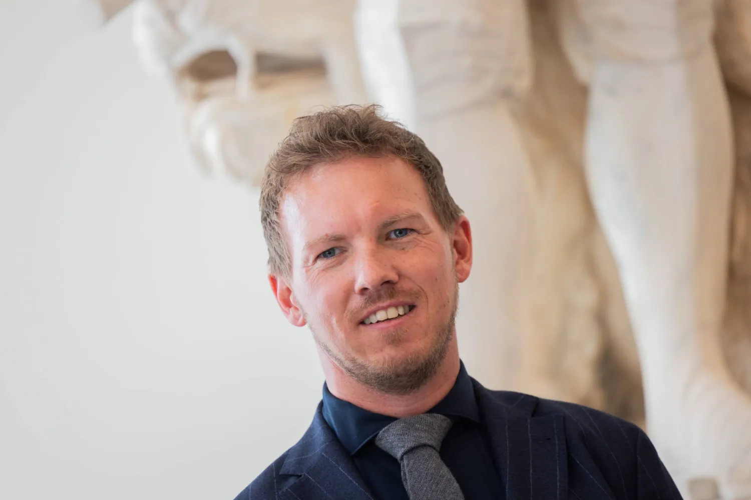 يوليان ناغلسمان (د.ب.أ)