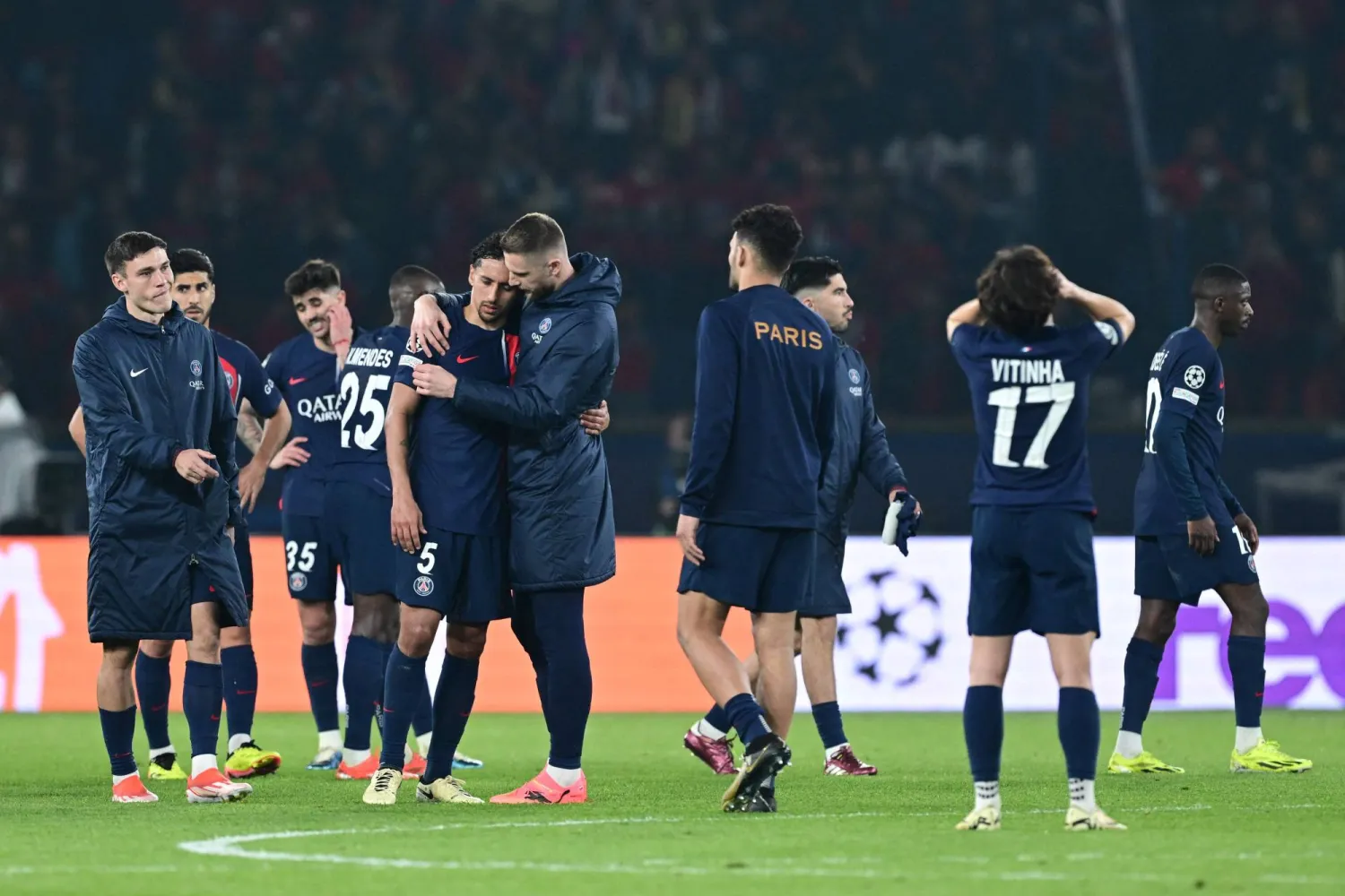 باريس خسر جميع المباريات التي خاضها ذهاباً وإياباً بنصف نهائي الأبطال (أ.ف.ب)