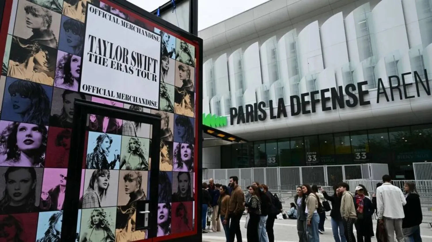Some 42,000 people are set to see Taylor Swift in Paris. MIGUEL MEDINA / AFP
