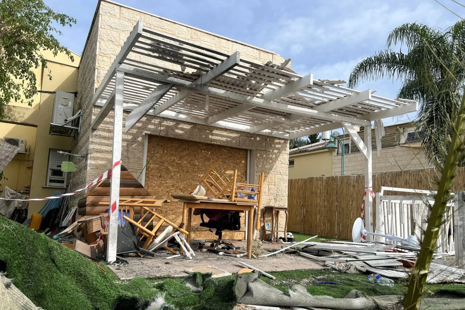 صورة أرشيفية من بلدة شلومي شمال إسرائيل (رويترز)