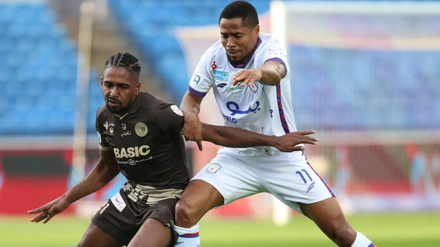 جانب من لقاء أبها وضيفه فريق ضمك (الدوري السعودي)