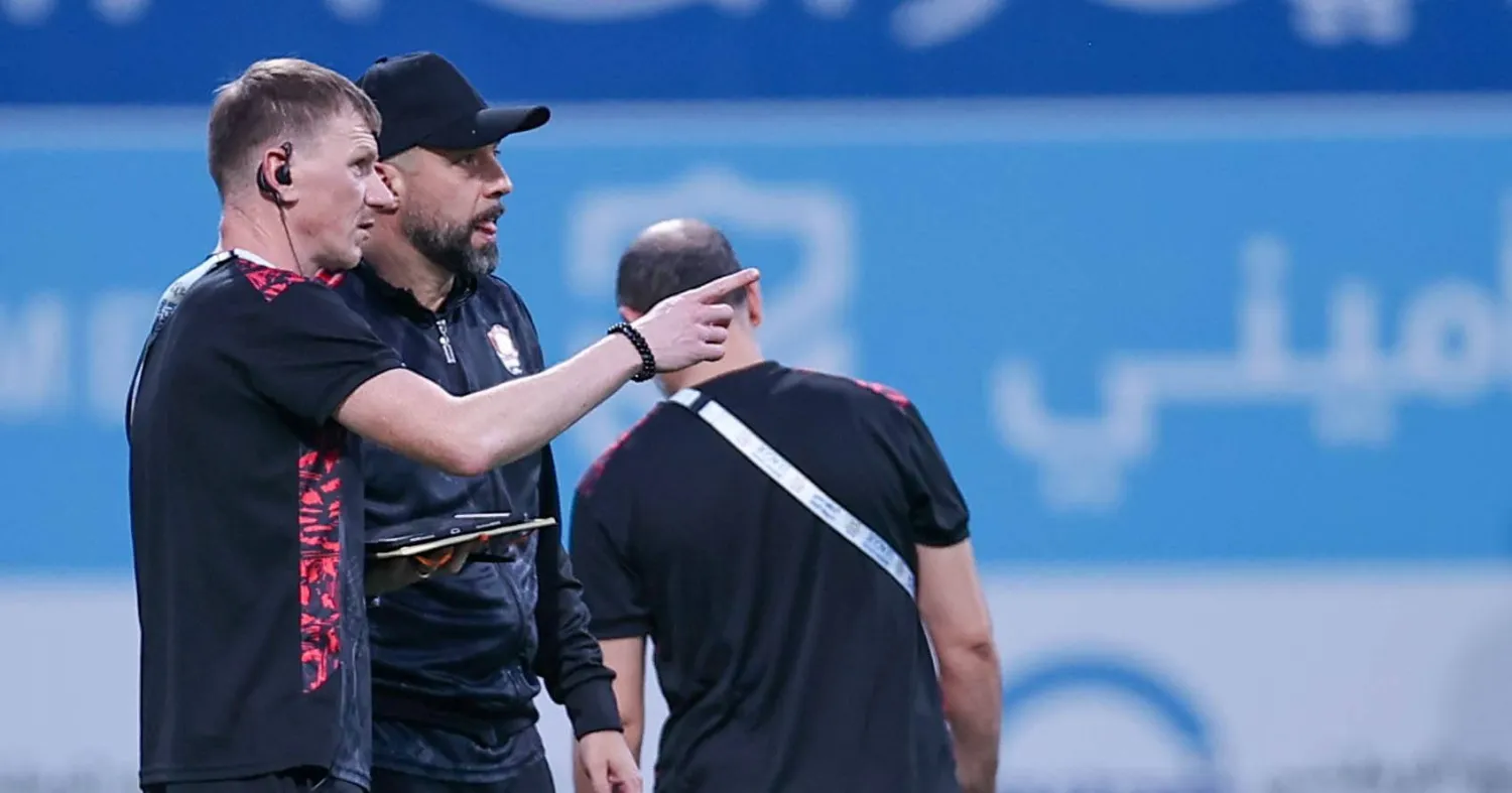 الكرواتي إيغور جوفيتشفتش مدرب فريق الرائد (تصوير: سعد العنزي)