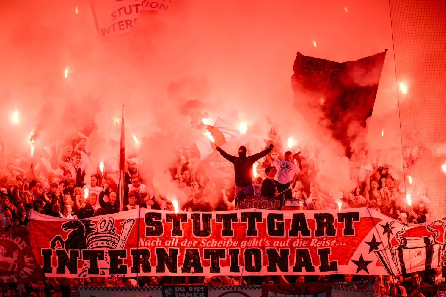 شهود عيان أكدوا سماع أصوات أعيرة نارية (د.ب.أ)