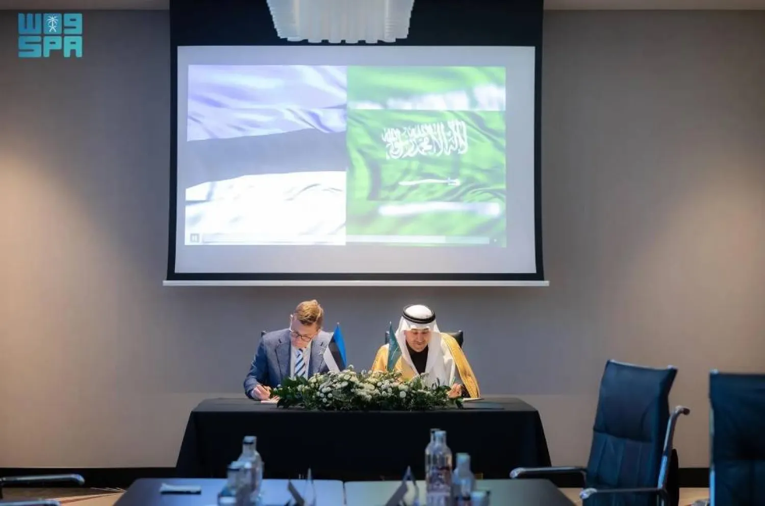 The MoU was signed by the Minister of Transport and Logistics, Saleh bin Nasser Al-Jasser, and the Estonian Minister of Climate, Kristin Michal. SPa