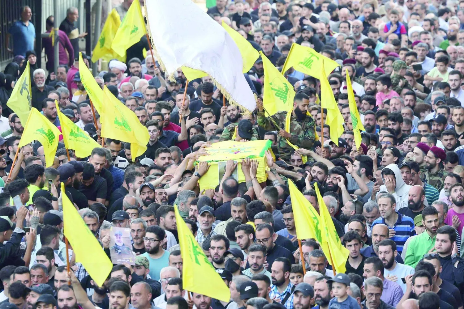 İsrail’de yayın yapan bir televizyon kanalı Lübnan’daki bir oteli ekrana taşıdı