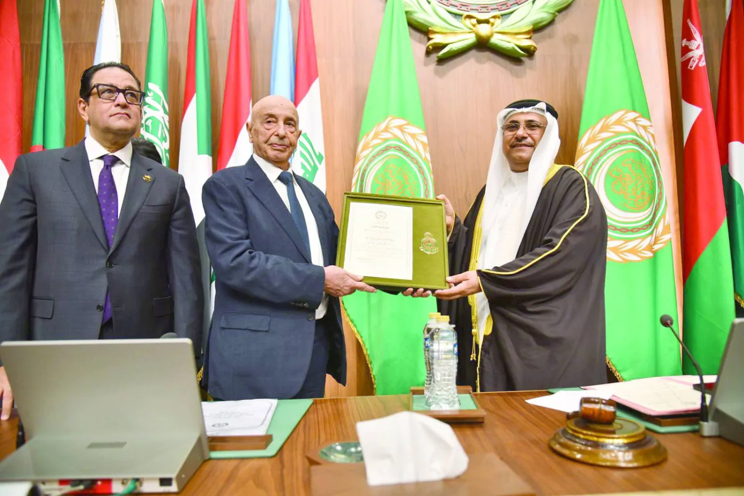 
البرلمان العربي يكرم رئيس مجلس النواب الليبى (البرلمان العربي)