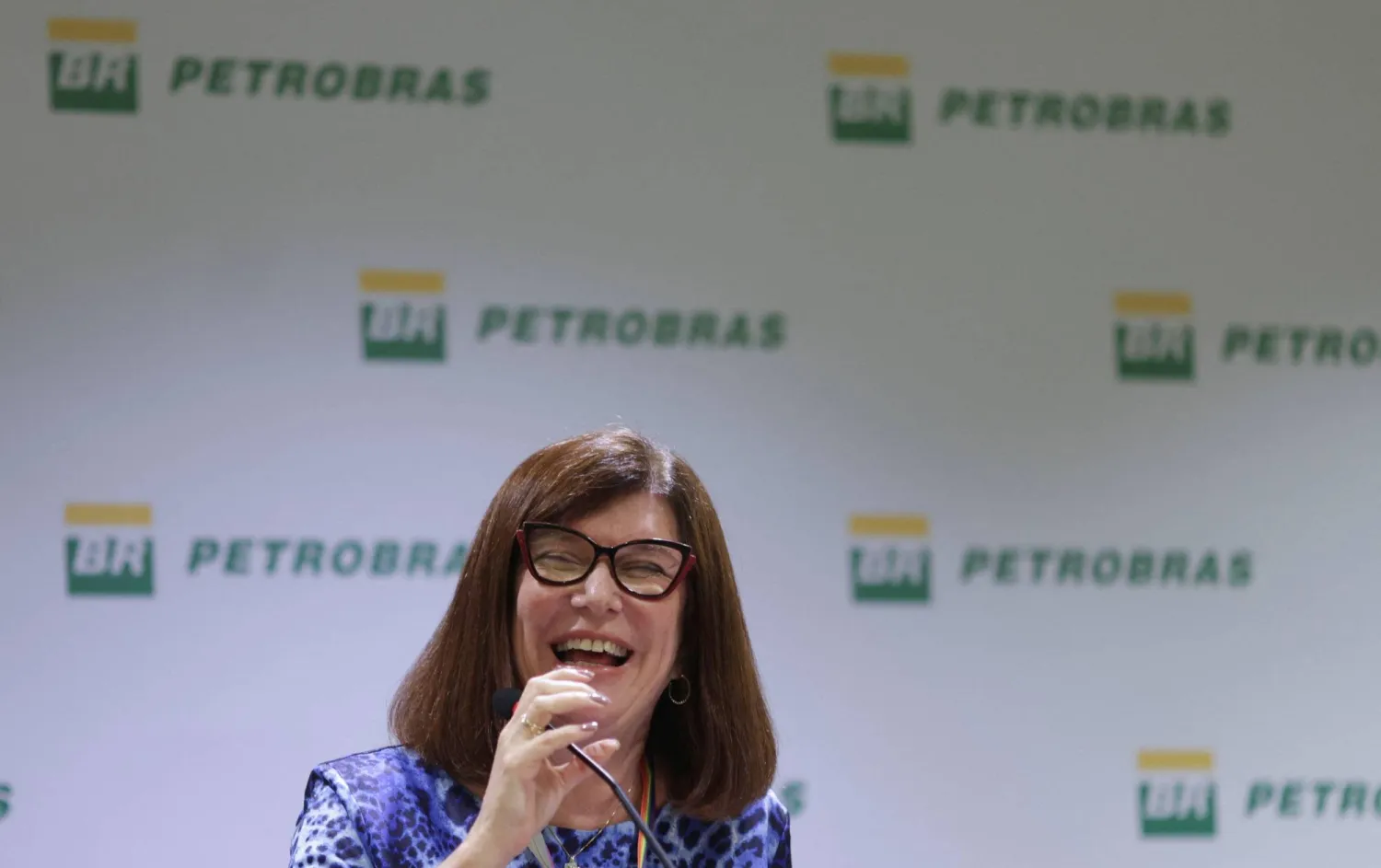 الرئيسة التنفيذية الجديدة لشركة «بتروبراس» ماغدا شامبريارد تتحدث في أول تعليقاتها بعد تنصيبها (رويترز)