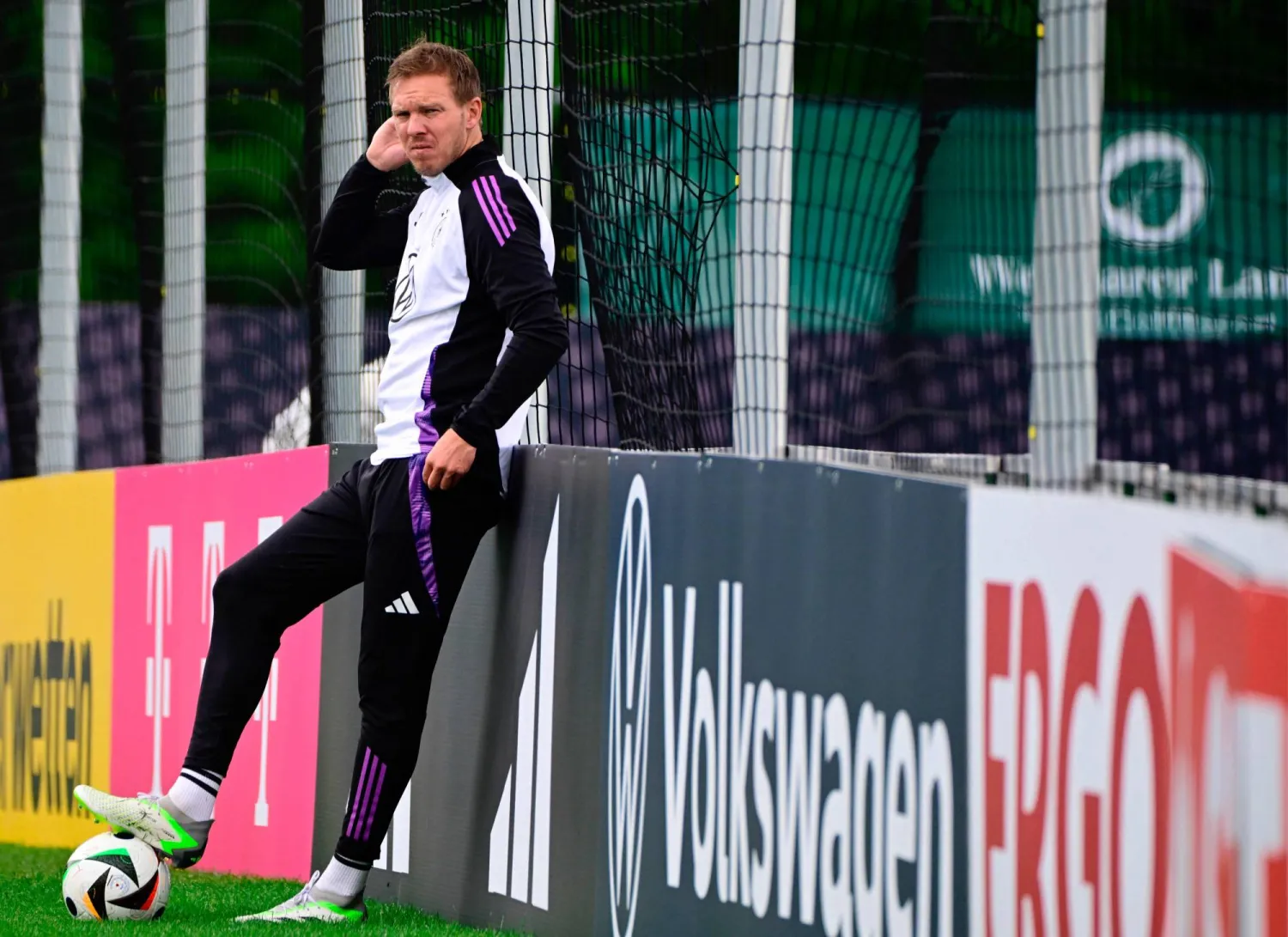 يوليان ناغلسمان (أ.ف.ب)