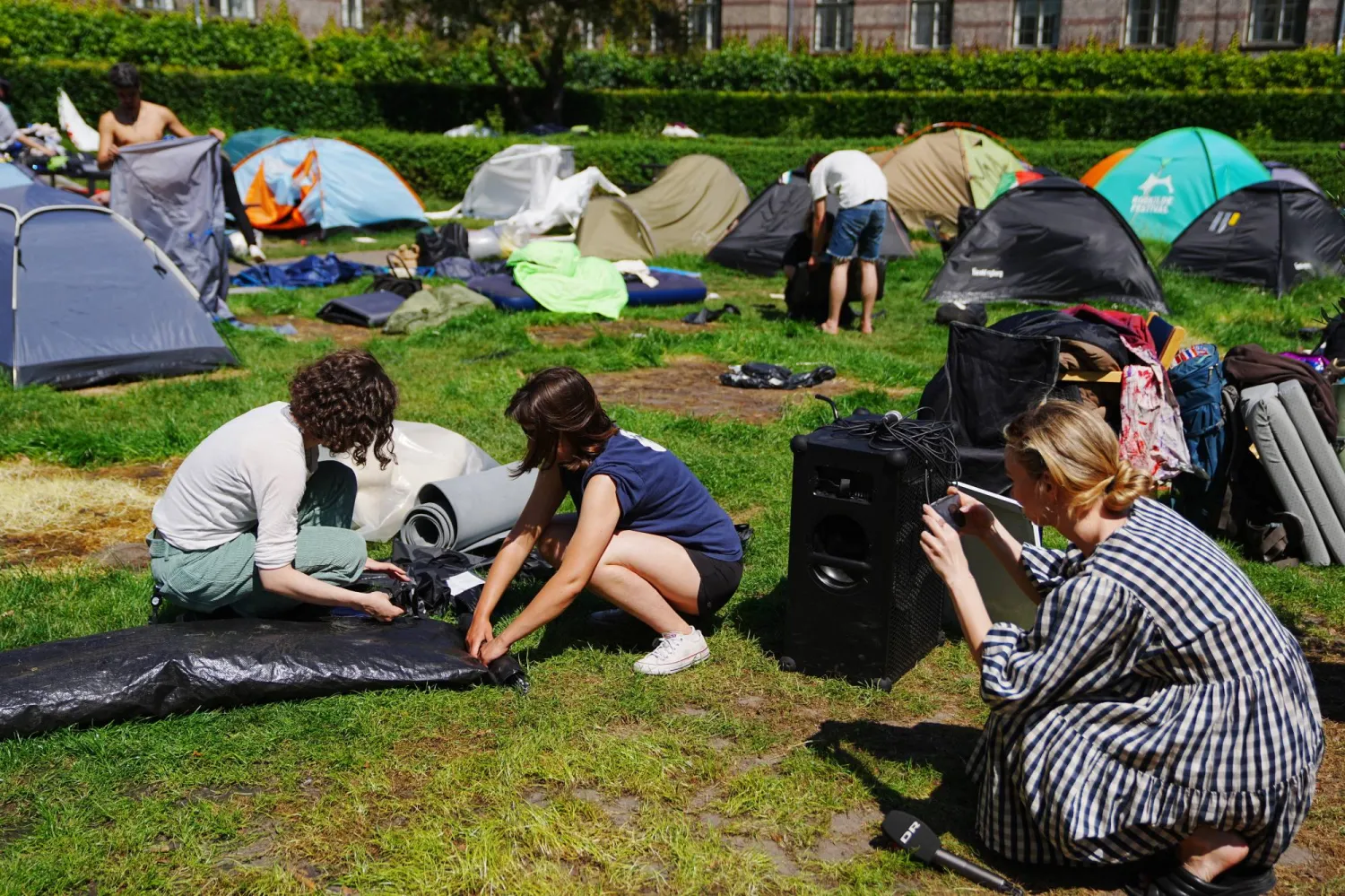 اعتصام للطلاب في جامعة كوبنهاغن داخل الحرم الجامعي (إ.ب.أ)