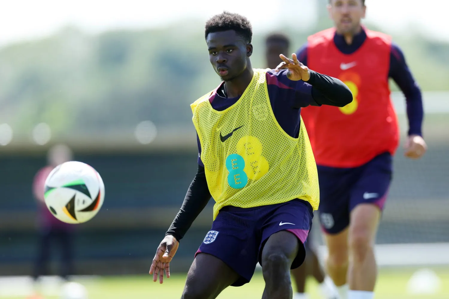 ساكا ليس جاهزاً بعد لخوض ودية إنجلترا ضد البوسنة (غيتي)