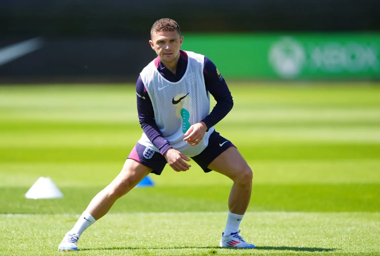 تريبيير خلال تدريبات منتخب إنجلترا الأخيرة (د.ب.أ)