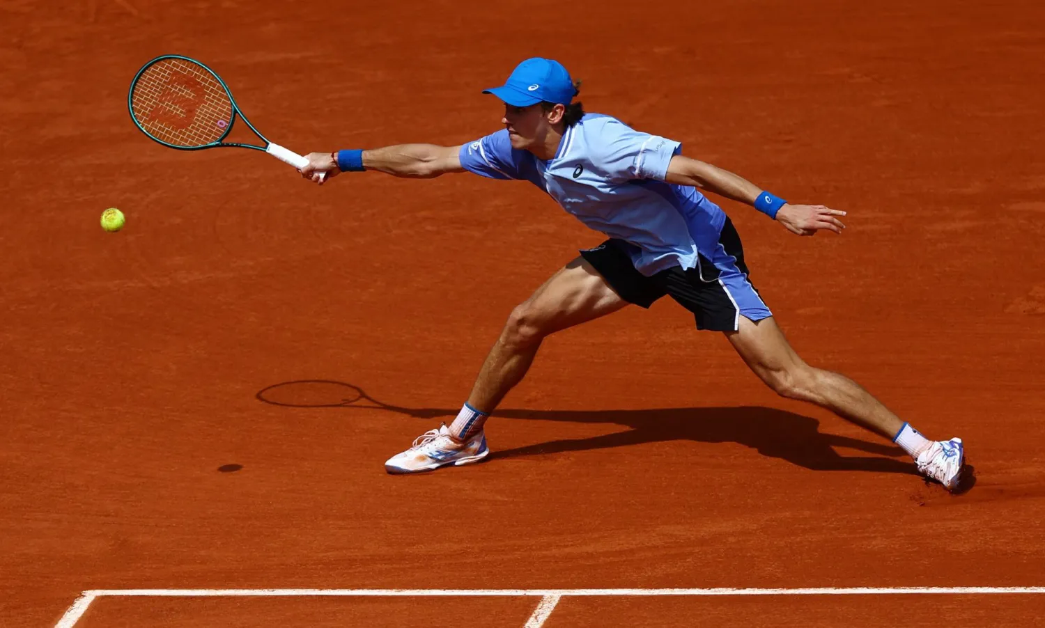 أليكس دي مينو (رويترز)