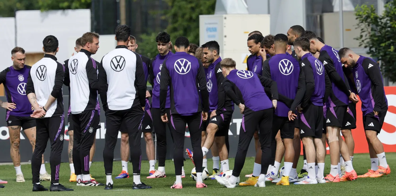 ناغلسمان يقود ألمانيا في رحلة استعادة المجد (إ.ب.أ)