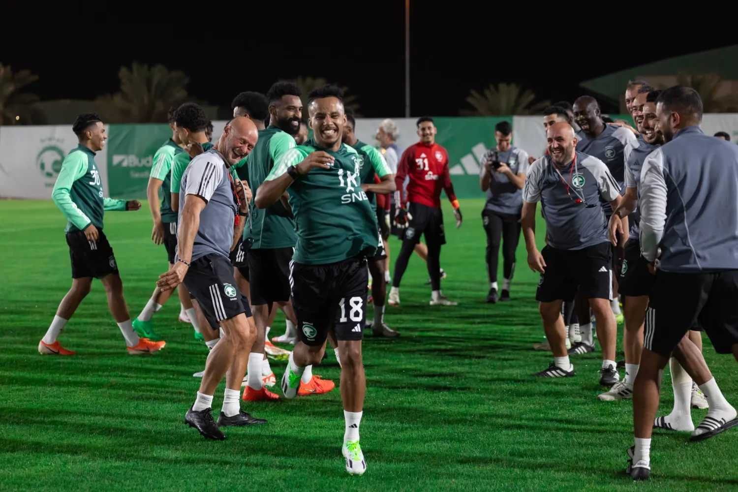 من تحضيرات المنتخب السعودي (الشرق الأوسط) 