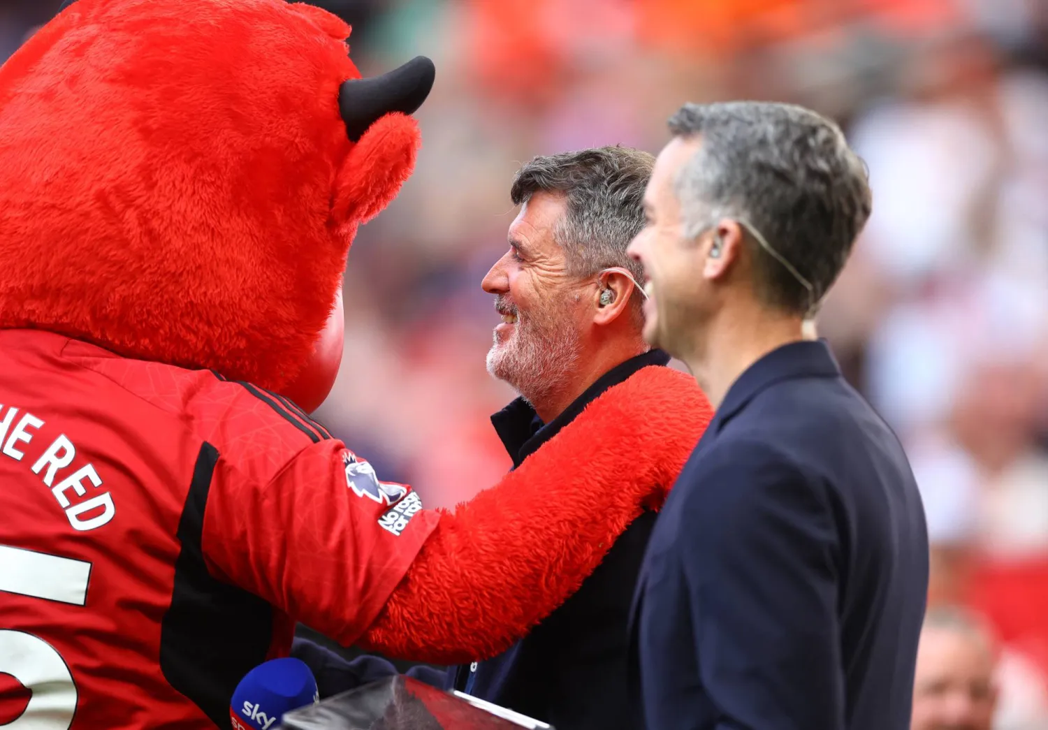 كين تعرّض لنطحة قوية بالرأس بالقرب من ملعب الإمارات (رويترز)