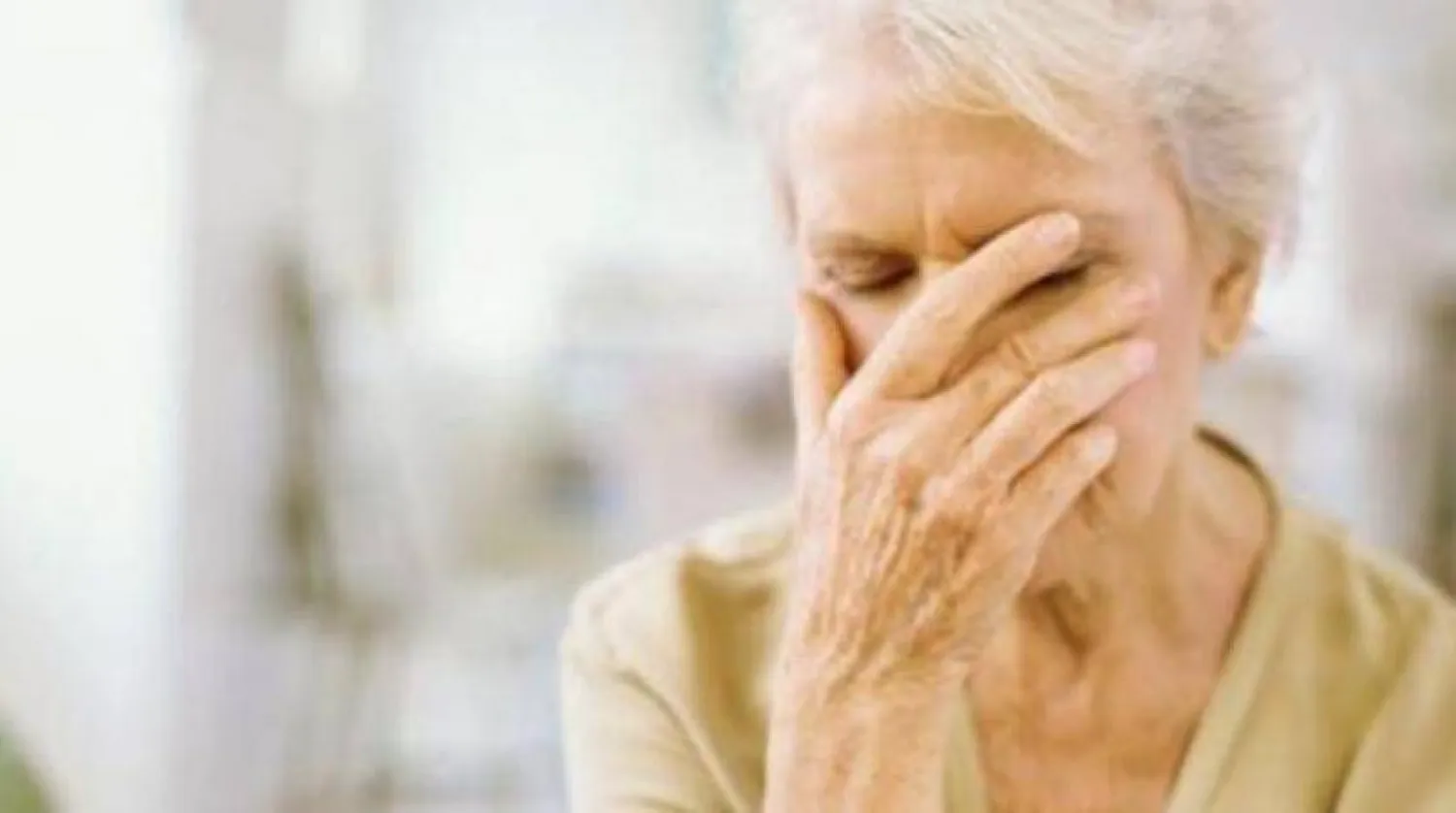 التنبؤ بمن سيصاب بالخرف في المستقبل سيكون أمراً حيوياً لتطوير العلاجات التي يمكن أن تمنع الفقدان الذي لا رجعة فيه لخلايا الدماغ (رويترز)