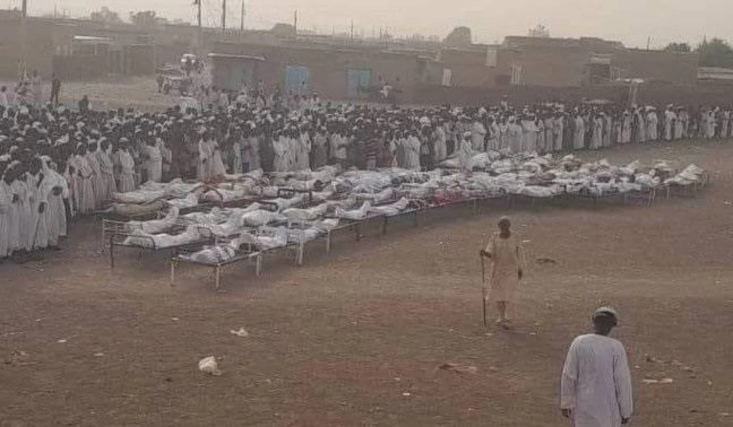 جثامين ضحايا الهجوم على قرية ود النورة بولاية الجزيرة السودانية (متداولة على وسائل التواصل الاجتماعي)
