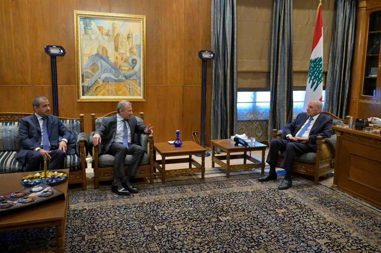 رئيس البرلمان نبيه بري ملتقياً رئيس «التيار الوطني الحر» النائب جبران باسيل والنائب غسان عطا الله (رئاسة البرلمان)