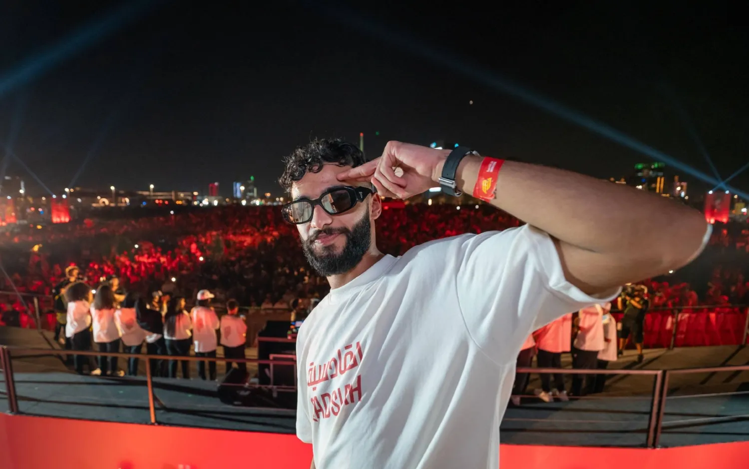 أبو الشامات خلال احتفالات القادسية بالصعود للأضواء (نادي القادسية)