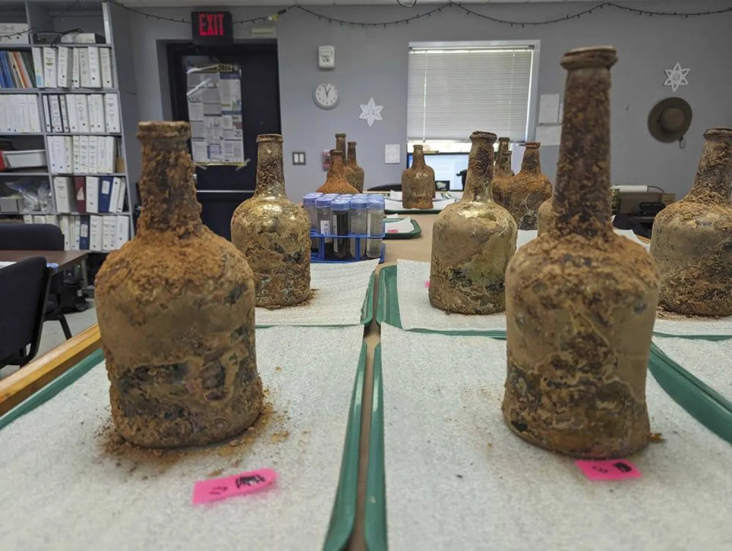 18th century artifacts found underneath George Washington's residence in Mount Vernon, Va., Monday, June 17, 2024. (AP Photo/Nathan Ellgren) 