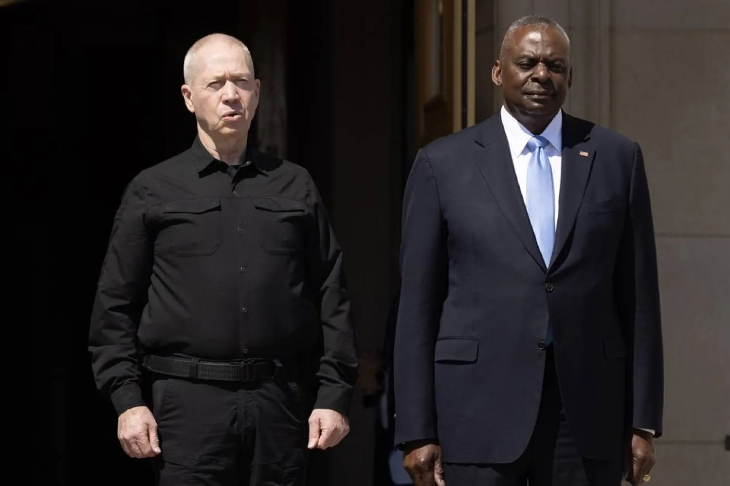 Israeli Defense Minister Yoav Gallant (L) and US Secretary of Defense Lloyd Austin (R) observe the playing of the national anthem of Israel by a US military band during an honor cordon at the Pentagon in Arlington, Virginia, USA, 25 June 2024. (EPA) 