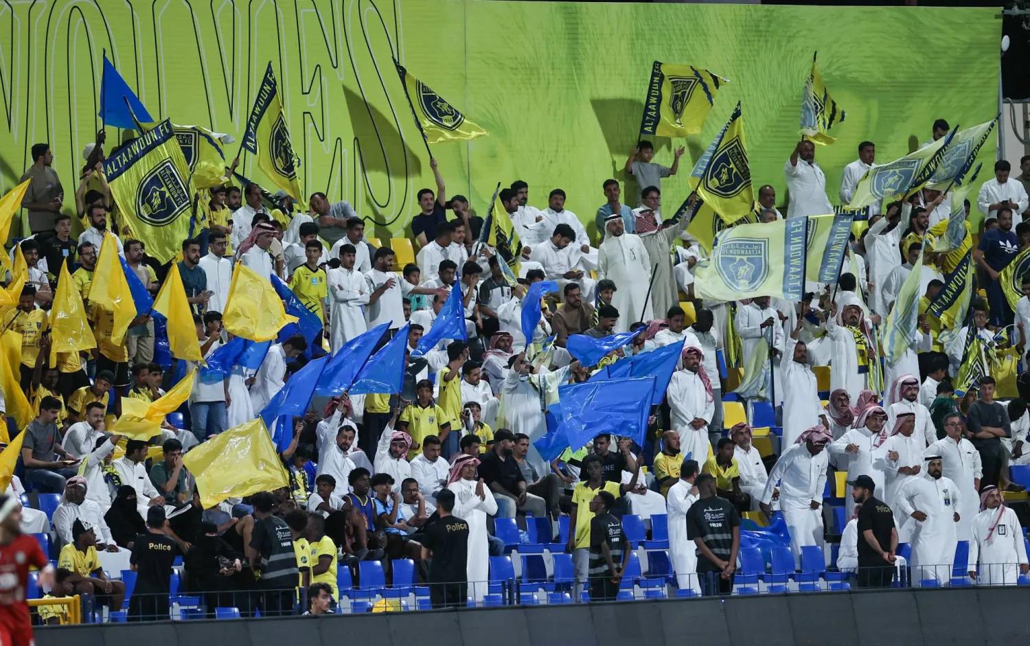 التعاون يتطلع لاستضافة مواجهاته الآسيوية على ملعبه الرسمي (تصوير: سعد العنزي)