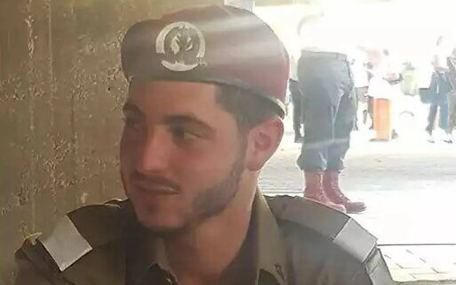  الضابط القتيل النقيب ألون ساكجيو (22 عامًا) وهو قائد فرقة قناصة في وحدة الاستطلاع حاروف التابعة للواء كفير (مواقع إسرائيلية)