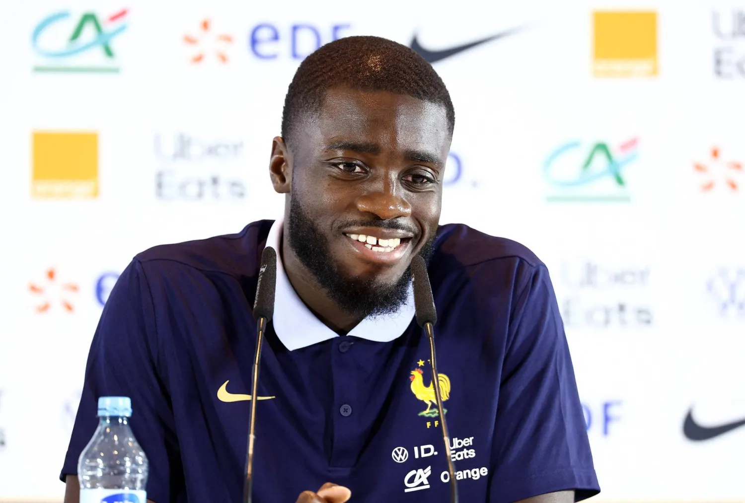 دايوت أوباميكانو خلال المؤتمر الصحافي (أ.ف.ب)