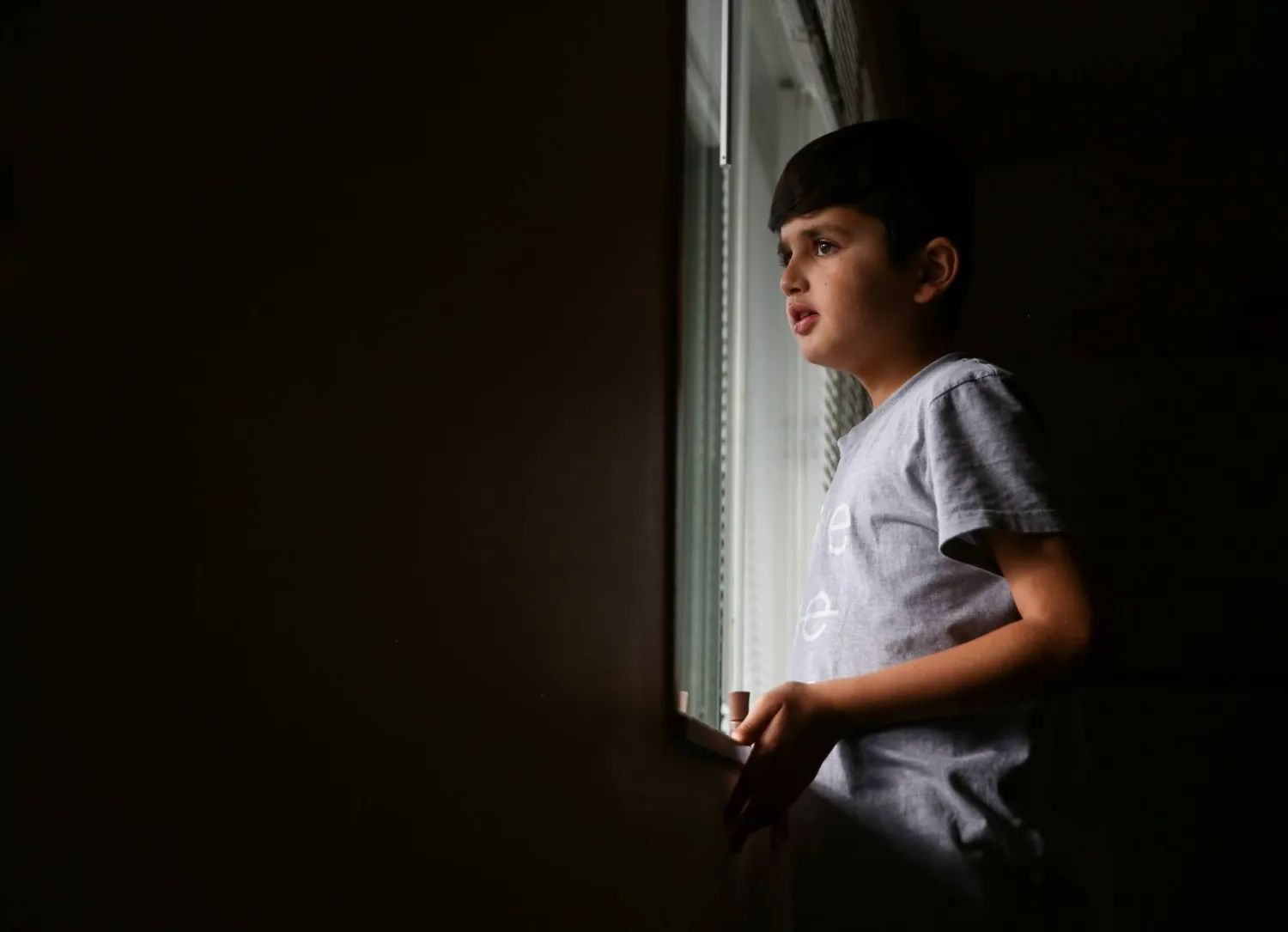 الخبراء وجدوا أنه من الممكن إعادة صياغة مفهوم القلق عبر التحدث عن الشعور بالحماسة (رويترز)