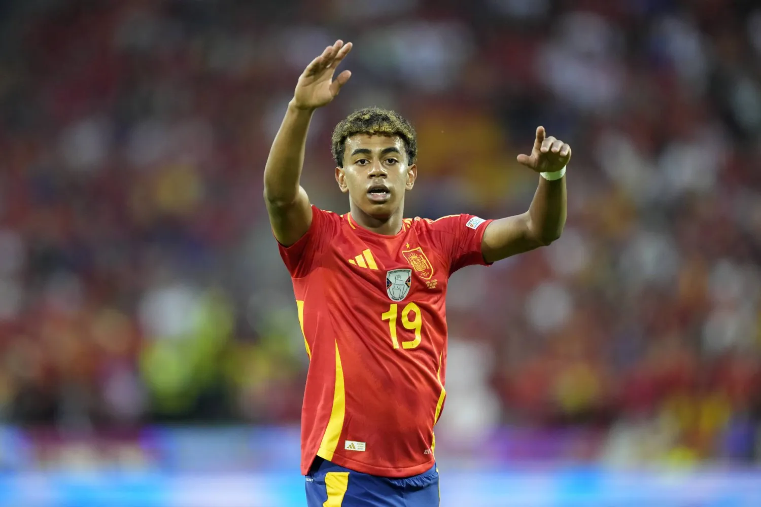 لامين يامال نجم منتخب إسبانيا (أ.ب)