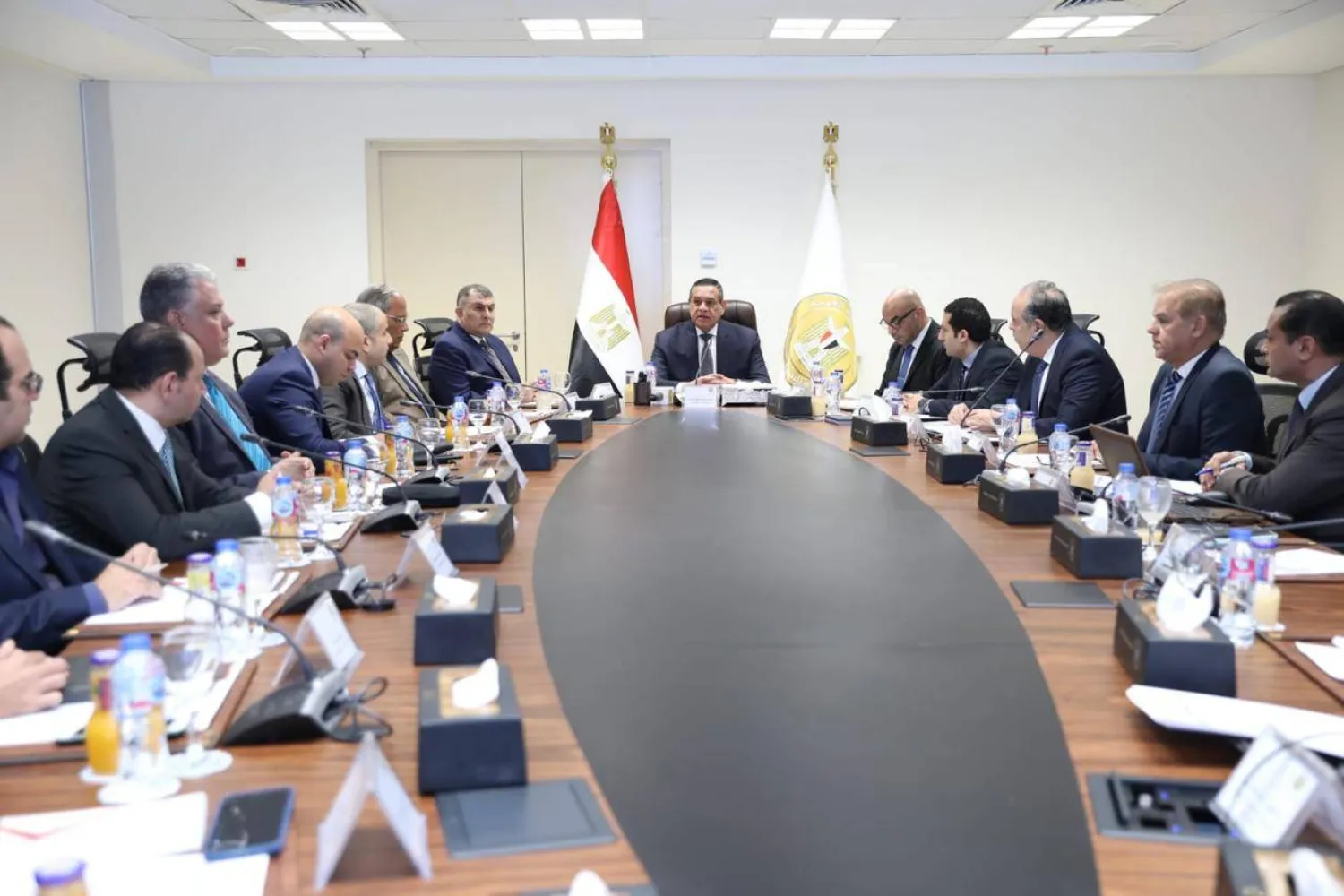 اجتماع اللجنة العليا لتراخيص المحال العامة (مجلس الوزراء المصري)