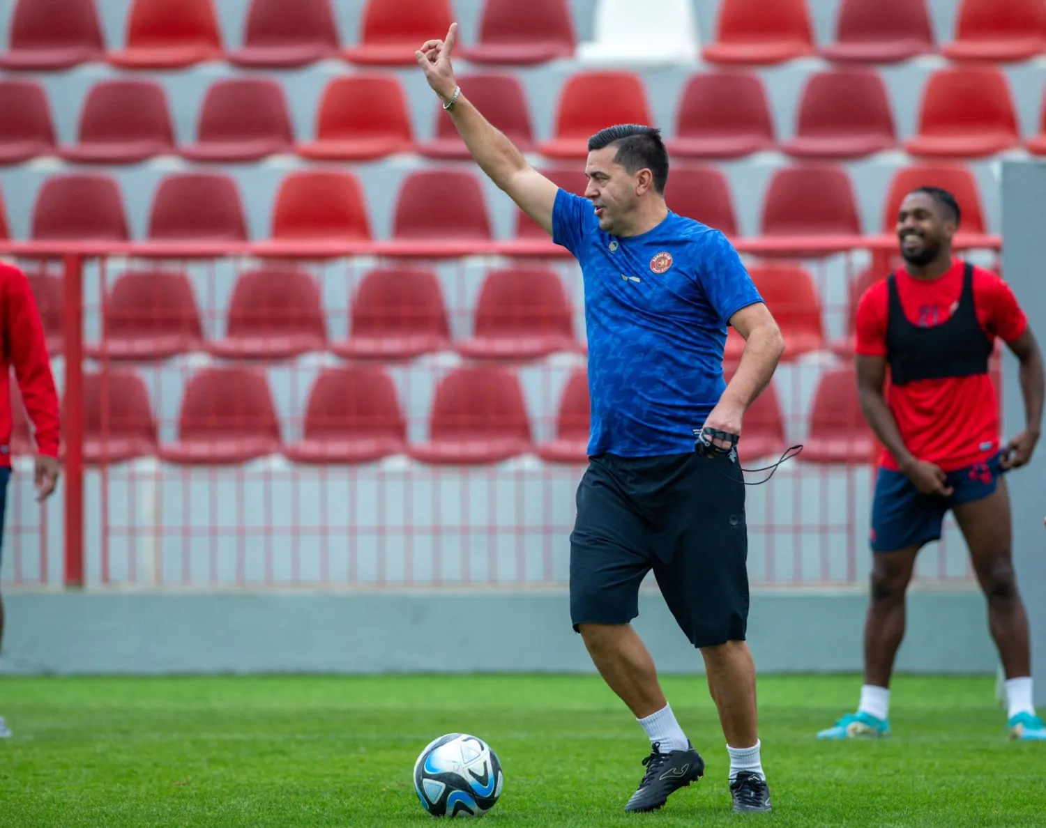 كوزمين كونترا (نادي ضمك)