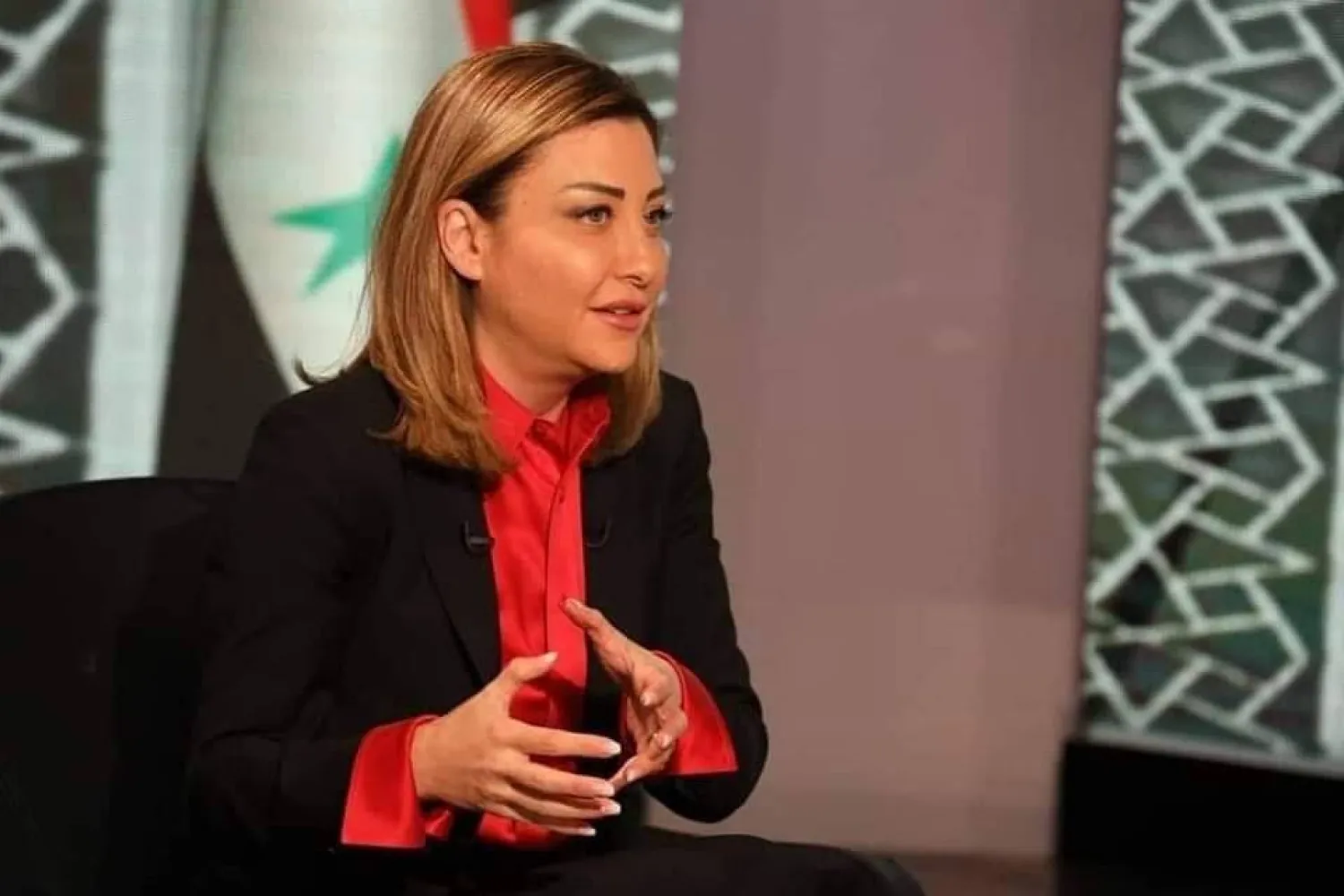 لونا الشبل المستشارة الإعلامية الخاصة للرئيس السوري