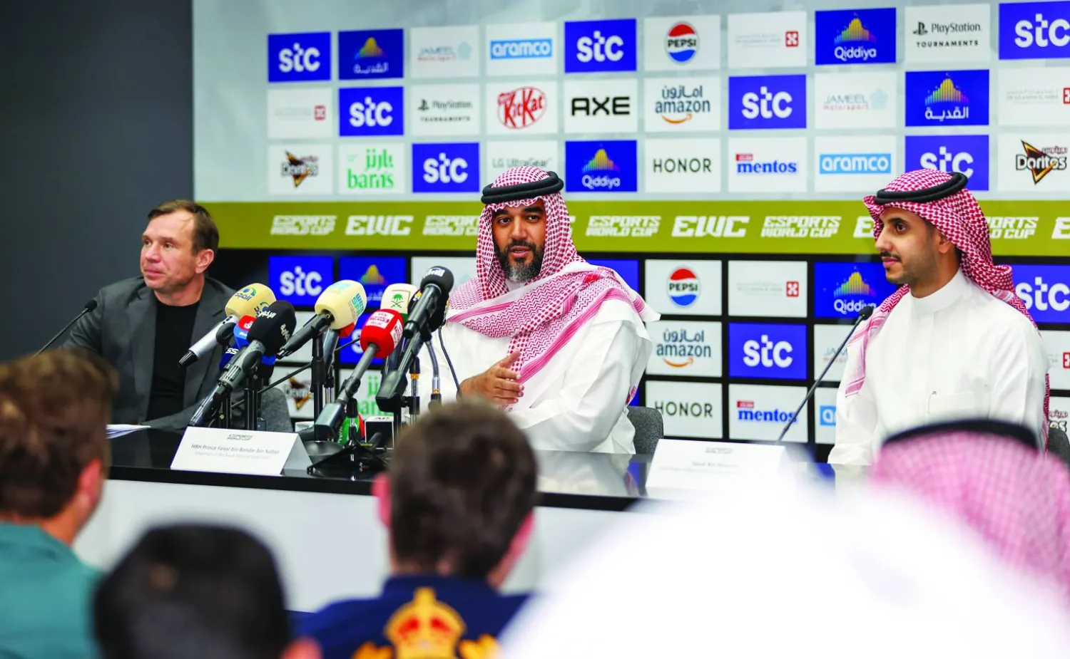 
من المؤتمر الصحافي الخاص بالبطولة العالمية في الرياض (تصوير: صالح الغنام)