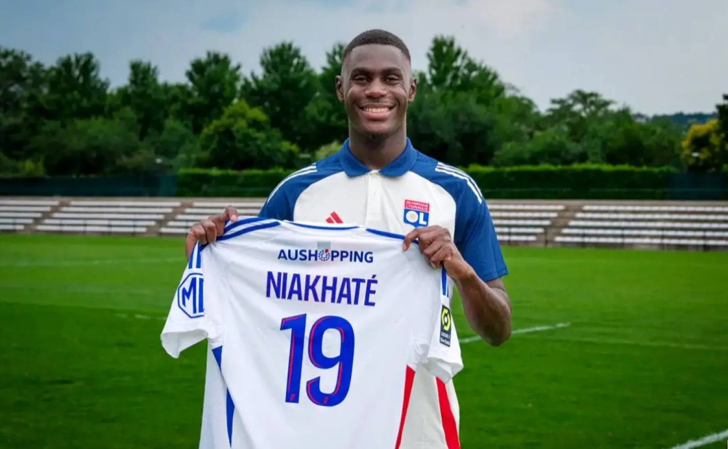 موسى نياكاتي (الشرق الأوسط)