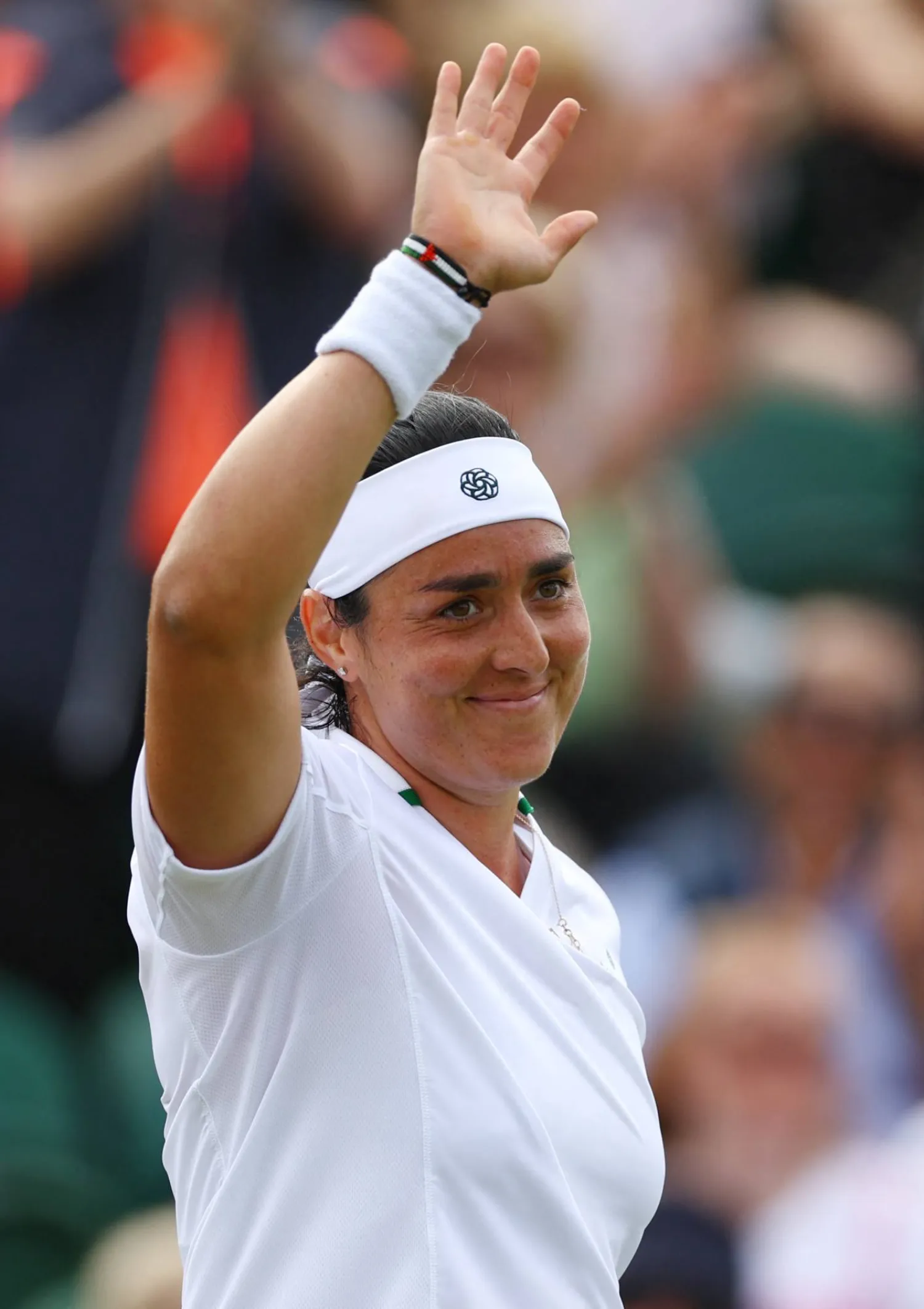 التونسية أنس جابر وصيفة النسختين الماضيتين (رويترز)