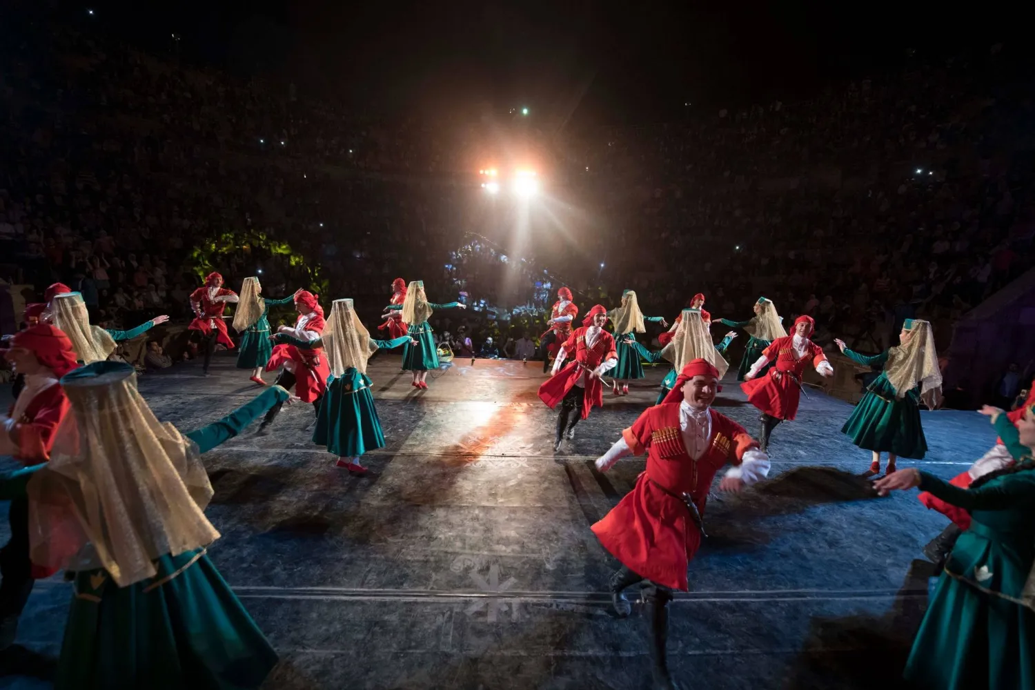 يشهد المهرجان فعاليات فنية متعددة (إدارة المهرجان عبر فيسبوك)