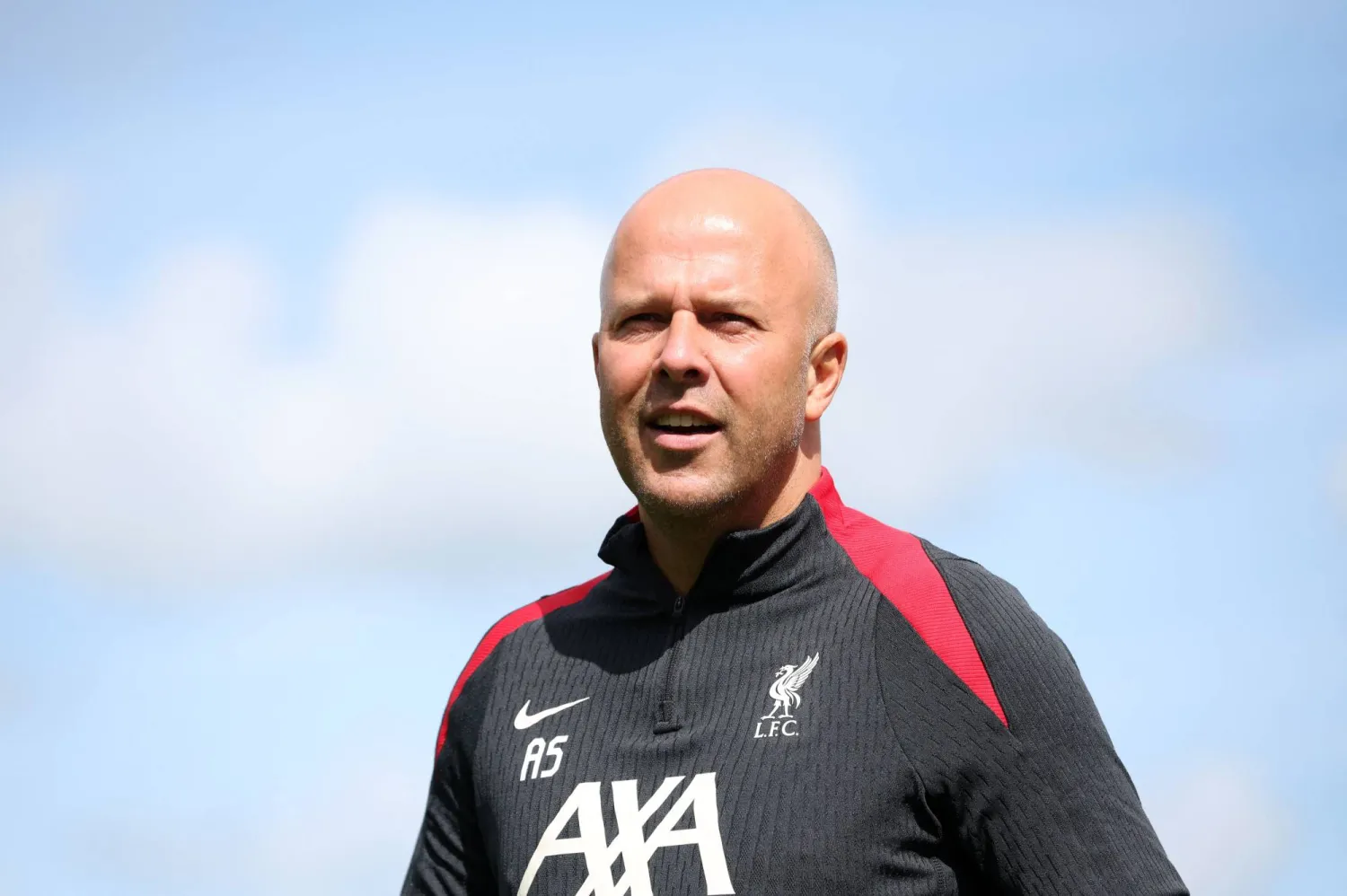 آرني سلوت مدرب ليفربول الجديد (رويترز)