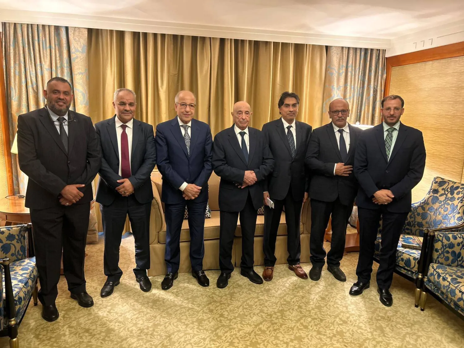 اجتماع صالح مع محافظ المصرف المركزي ونائبه في القاهرة (مجلس النواب)