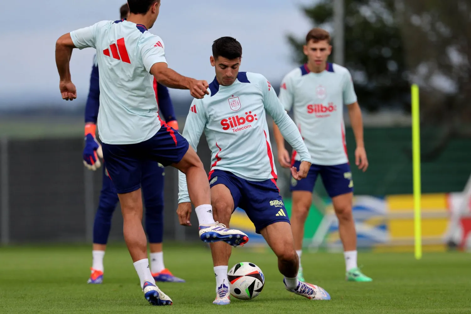 ألفارو موراتا (أ.ف.ب)