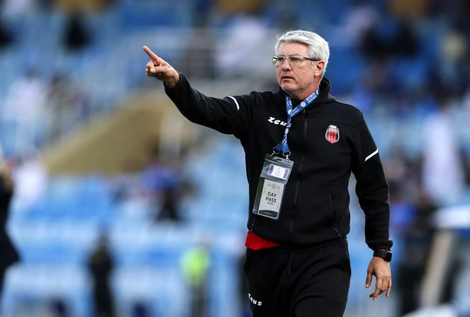 هيلمان مدرب نادي الرياض (تصوير: يزيد السمراني)