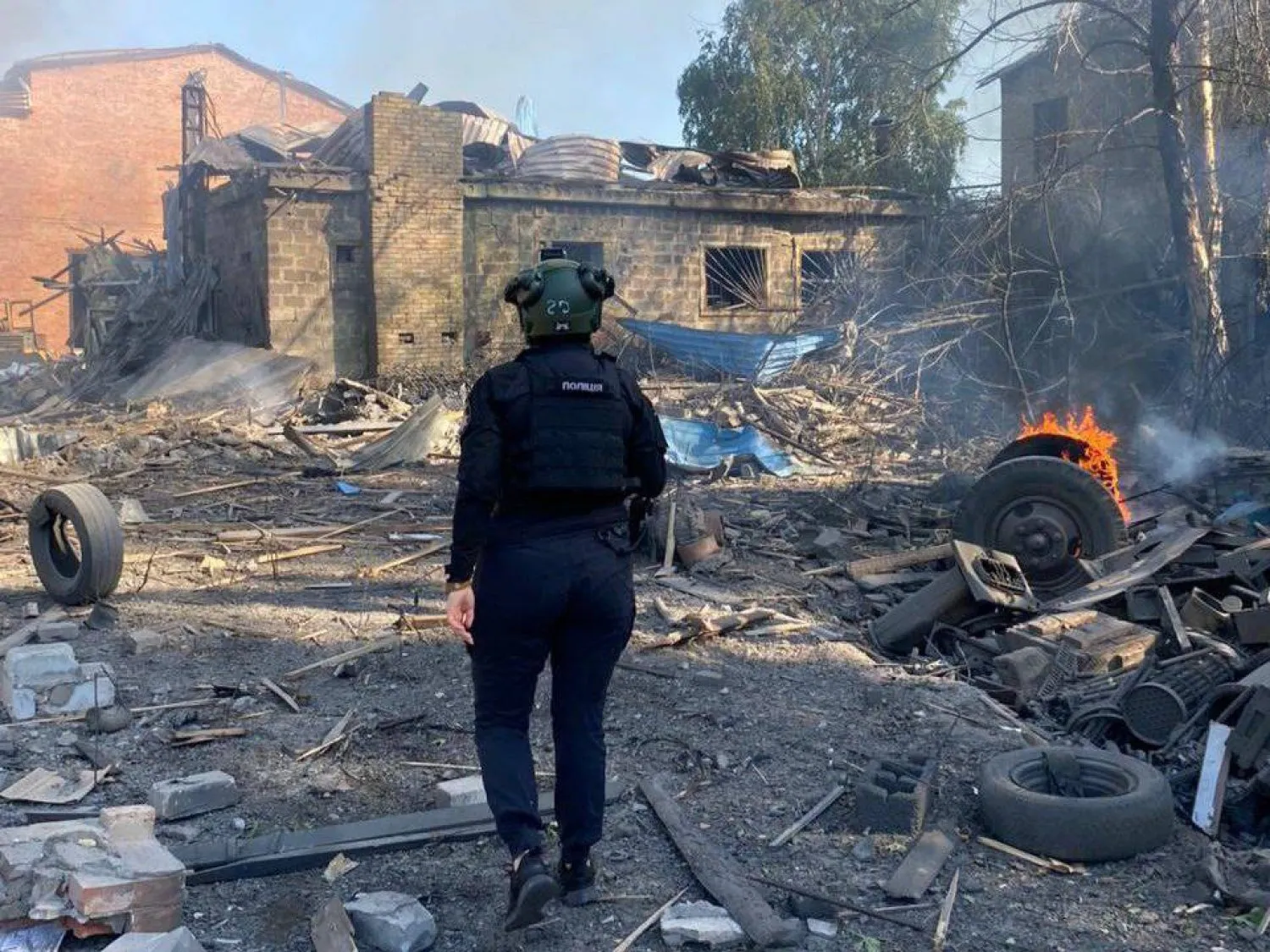 Rusya'nın Donetsk bölgesini bombalaması sonucu oluşan yıkım (Donetsk Bölgesi Valisi Vadim Velashkin, Telegram hesabı)