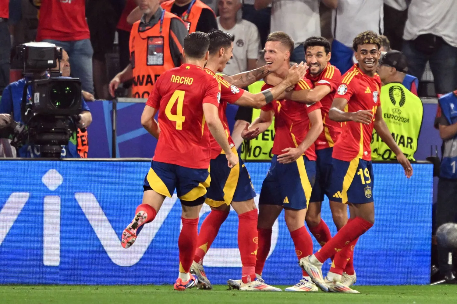 اللاعبون سيحصلون على جائزة قدرها 11 مليون و300 يورو (د.ب.أ)