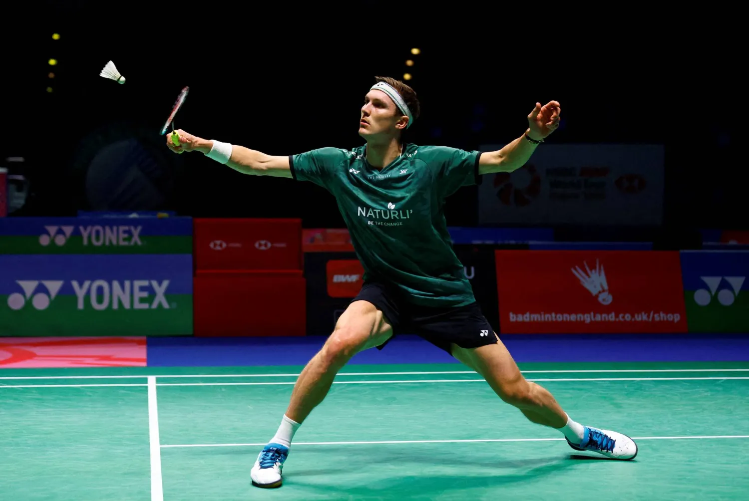 فيكتور أكسلسن (رويترز)